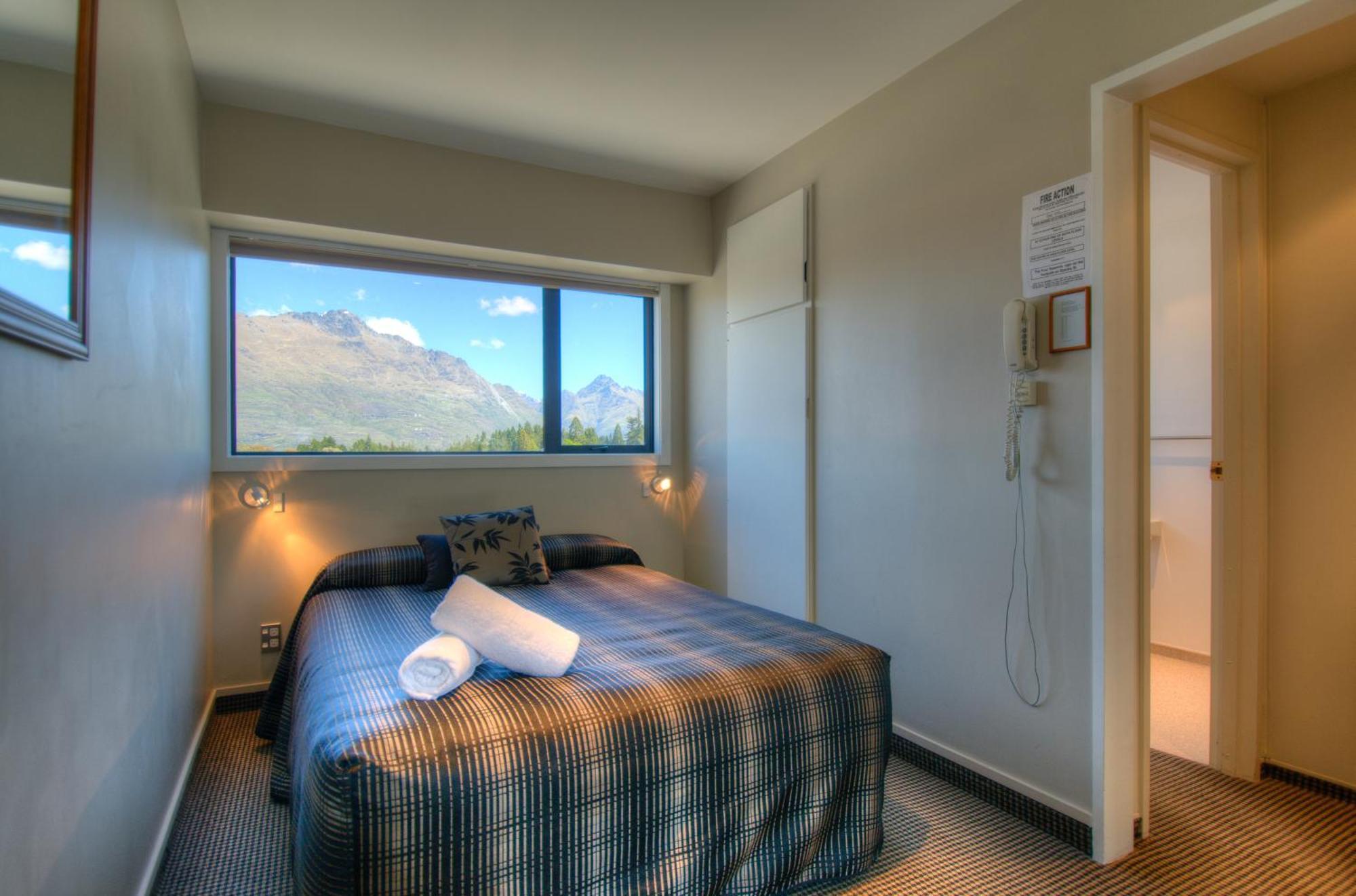 Four Seasons Motel Queenstown Buitenkant foto