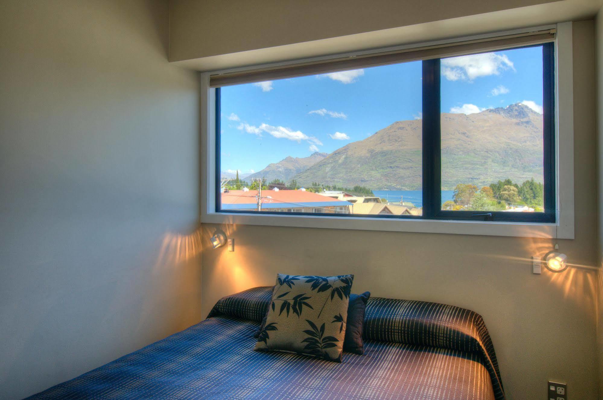 Four Seasons Motel Queenstown Buitenkant foto