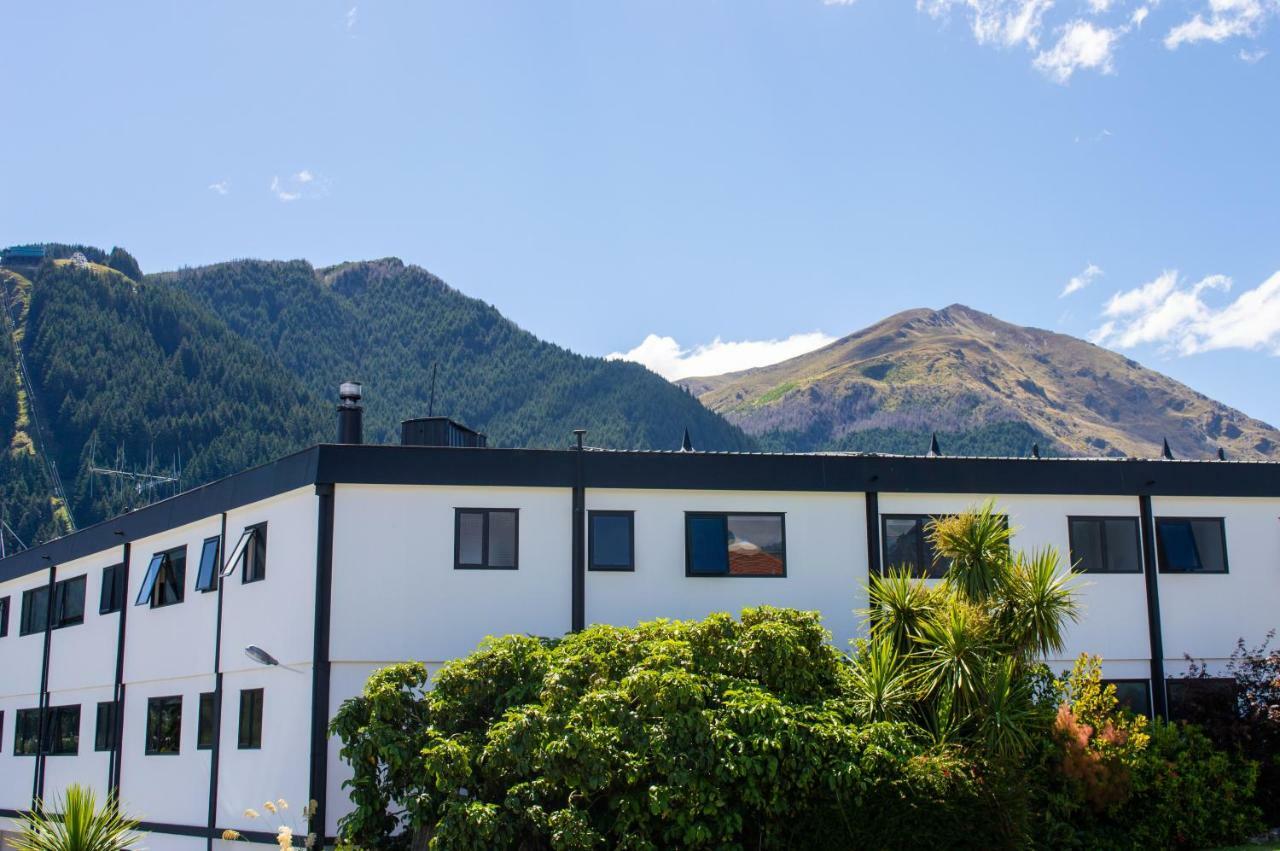 Four Seasons Motel Queenstown Buitenkant foto